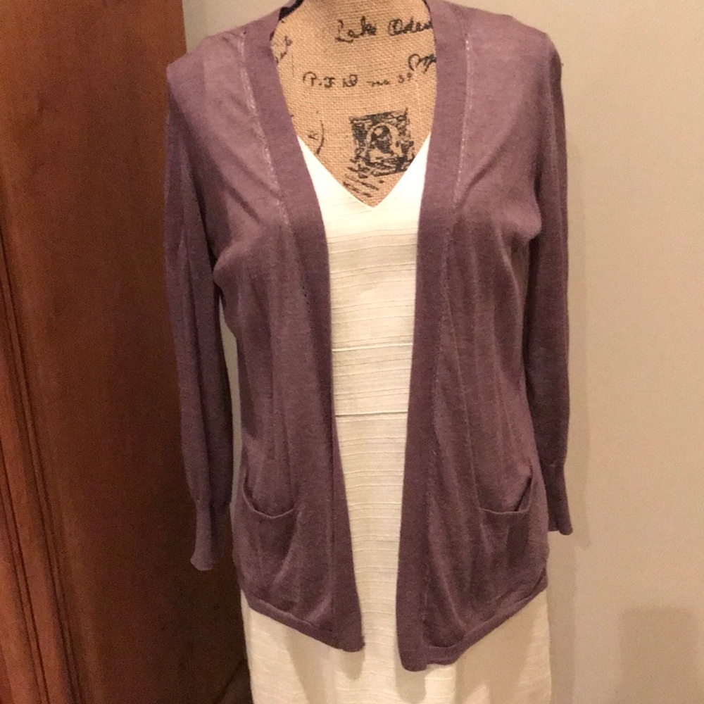 Lightweight long sleeve cardigan